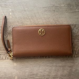 Tory Burch Wallet
